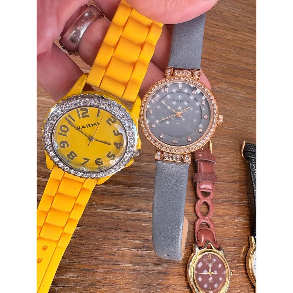Mixed Wristwatch Lot 20pc Armitron Geneva Rocawear Vivani Dick Tracy Quartz